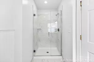 209 Clinton Ave, Grand Haven, MI 49417 - Photo 22