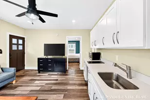 209 Clinton Ave, Grand Haven, MI 49417 - Photo 8