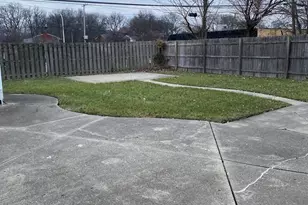 19950 Anita St, Harper Woods, MI 48225 - Photo 4