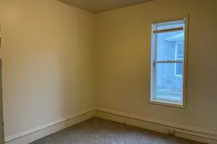 1235 Quarry Ave NW, Grand Rapids, MI 49504 - Photo 14