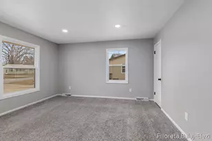 418 56th St SE, Kentwood, MI 49548 - Photo 4