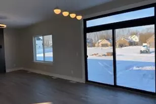 301 White Owl Ln, Dundee, MI 48131 - Photo 6