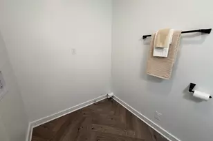 5273 Keyes Dr, Kalamazoo, MI 49004 - Photo 18