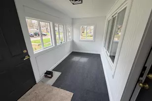 5273 Keyes Dr, Kalamazoo, MI 49004 - Photo 16