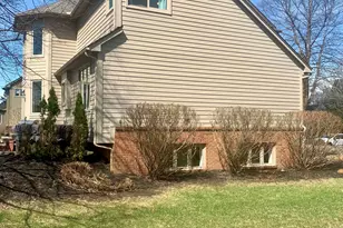 49601 Deer Run, Northville, MI 48167 - Photo 8