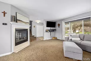 7855 Meadowood Dr, Hudsonville, MI 49426 - Photo 8