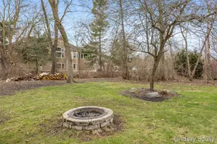 7855 Meadowood Dr, Hudsonville, MI 49426 - Photo 44