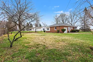 609 E Railroad St, Bronson, MI 49028 - Photo 4