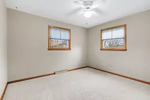 713 Wilshire Dr, Sturgis, MI 49091 - Photo 18