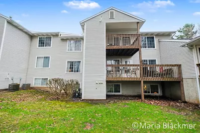 216 Hunters Lane NE #11, Rockford, MI 49341 - Photo 4
