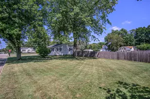 1303 Marion St, Niles, MI 49120 - Photo 2