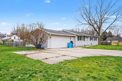 1303 Marion Street, Niles, MI 49120 - Photo 2