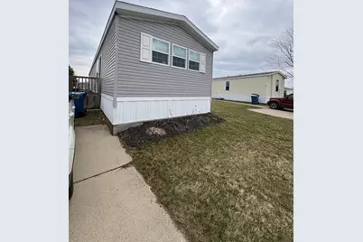 360 E Tuttle Road #217, Ionia, MI 48846 - Photo 2