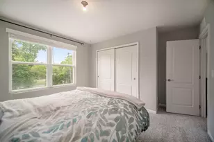 2430 Meadow Hills Dr, Ann Arbor, MI 48108 - Photo 32