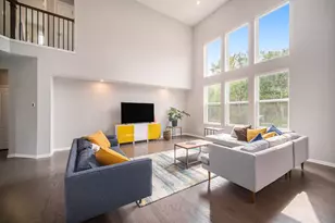 2430 Meadow Hills Dr, Ann Arbor, MI 48108 - Photo 6