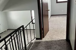 3990 Camelot Dr SE, Grand Rapids, MI 49546 - Photo 20