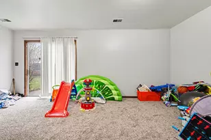 3990 Camelot Dr SE, Grand Rapids, MI 49546 - Photo 8