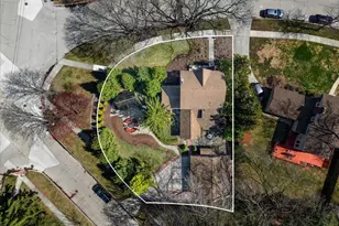 2656 Burnham Rd, Royal Oak, MI 48073 - Photo 4