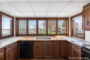 1131 S Shore Dr, Holland, MI 49423 - Photo 20