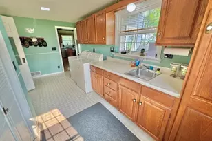 10035 Irish Rd, Vermontville, MI 49096 - Photo 14