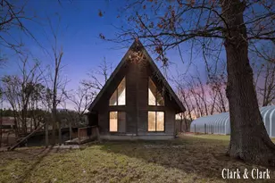 11496 SW Greenville Rd, Greenville, MI 48838 - Photo 2