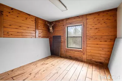 11496 SW Greenville Road, Greenville, MI 48838 - Photo 16