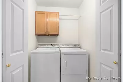 4889 Castle Hill Court NE, Rockford, MI 49341 - Photo 14