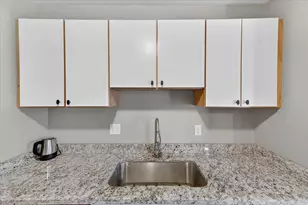 2140 Pauline Blvd, Ann Arbor, MI 48103 - Photo 16