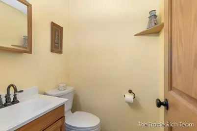 6640 Pine Island Drive NE, Comstock Park, MI 49321 - Photo 20