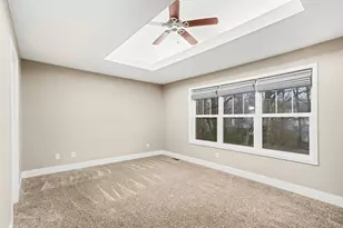 1070 Hawkins Ct, Kalamazoo, MI 49009 - Photo 12