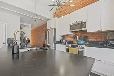 120 W Washington Street #D, Ann Arbor, MI 48104 - Photo 8