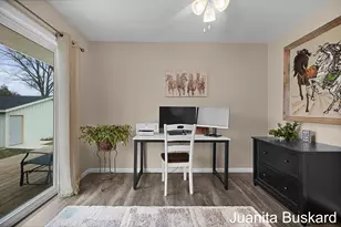 2276 Emens Dr, Muskegon, MI 49444 - Photo 14