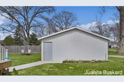 2276 Emens Drive, Muskegon, MI 49444 - Photo 32