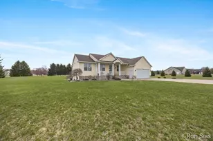 6028 Lincoln St, Allendale, MI 49401 - Photo 8