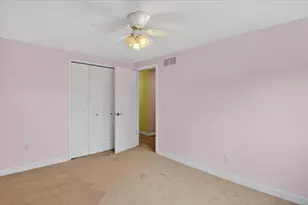 7637 Embassy Dr, Canton, MI 48187 - Photo 34