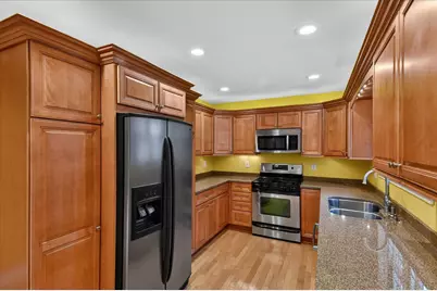 7637 Embassy Drive, Canton, MI 48187 - Photo 14