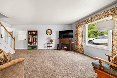771 Beechwood Drive, Delton, MI 49046 - Photo 8