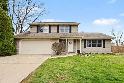 802 Sugar Maple Street, Vicksburg, MI 49097 - Photo 1