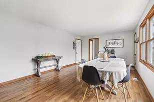 802 Sugar Maple St, Vicksburg, MI 49097 - Photo 8