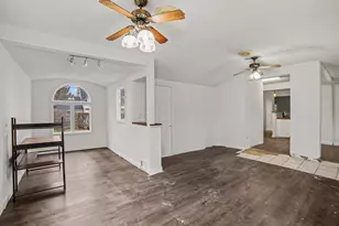 523 E Main St, Hart, MI 49420 - Photo 8