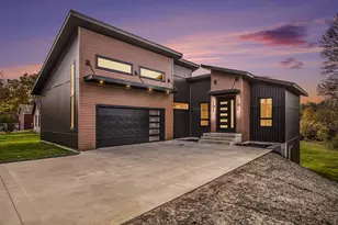 315 W High St, Union City, MI 49094 - Photo 2