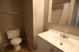 16265 Oakbrook St, Romulus, MI 48174 - Photo 10