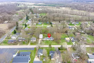 916 James St, Plainwell, MI 49080 - Photo 46