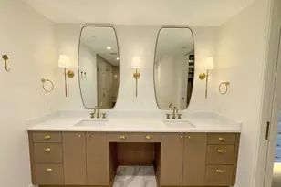 2051 Villa Rd, Birmingham, MI 48009 - Photo 20