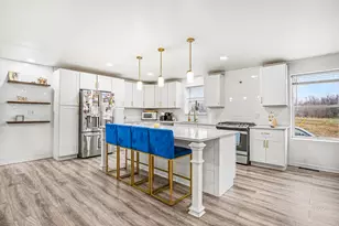 21556 59 1/2 St, Bangor, MI 49013 - Photo 2