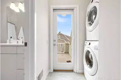 810 Livingston Avenue NE, Grand Rapids, MI 49503 - Photo 22