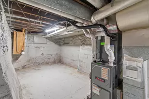 811 Oakland Dr, Kalamazoo, MI 49008 - Photo 22