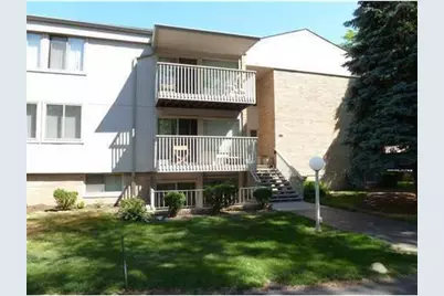 2319 Packard Street #B106, Ann Arbor, MI 48104 - Photo 2