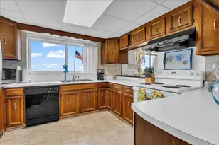 7226 Lakeview Dr, Lexington, MI 48450 - Photo 16