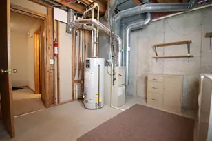 2941 Parkside Dr, Jenison, MI 49428 - Photo 34